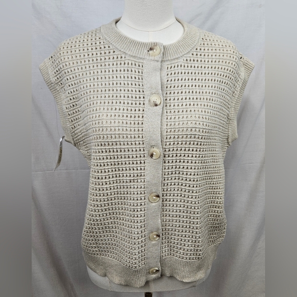 Universal Thread Tops - NWT Universal Thread XS Beige Open Knit Crochet Sweater Vest‎ Preppy Staple